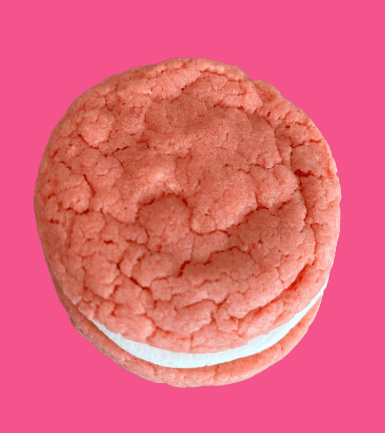 Strawberry Sammy Cookie with Buttercream - Crushin' on Cookies